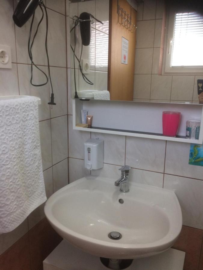 Botic Apartments Šilo Kültér fotó