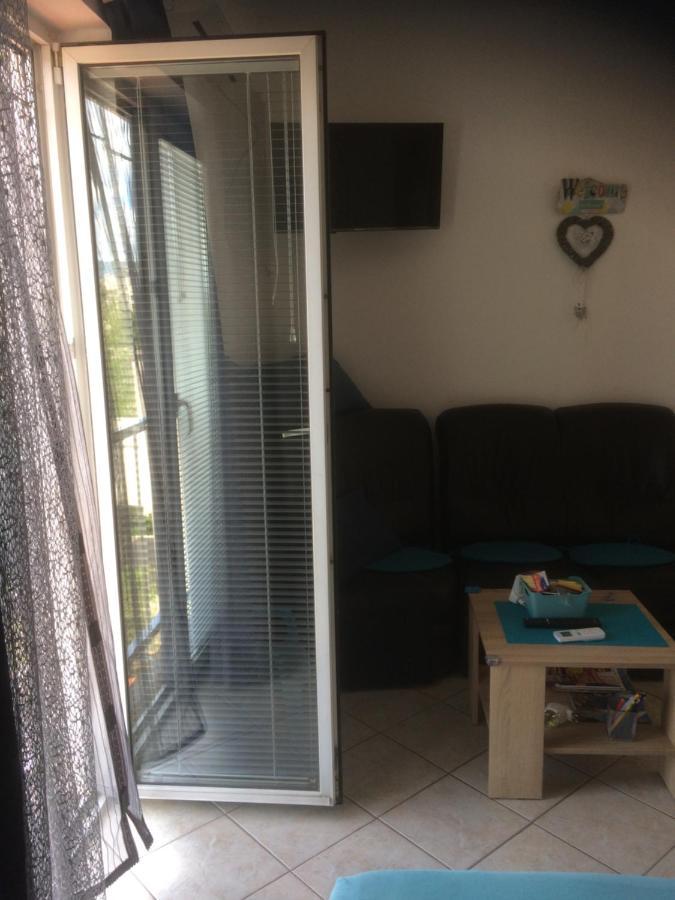 Botic Apartments Šilo Kültér fotó