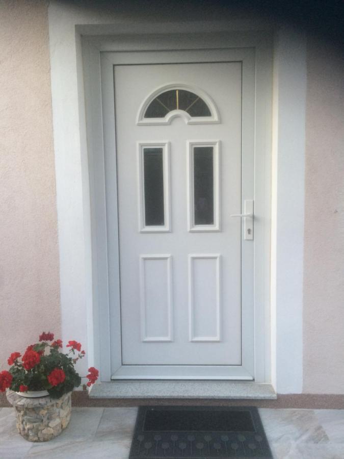 Botic Apartments Šilo Kültér fotó