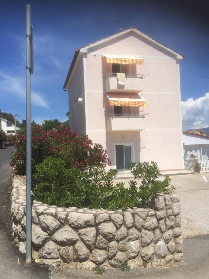 Botic Apartments Šilo Kültér fotó