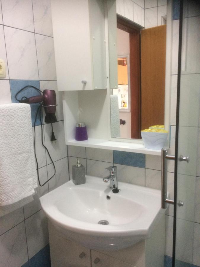 Botic Apartments Šilo Kültér fotó