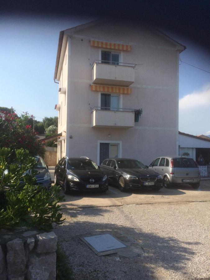 Botic Apartments Šilo Kültér fotó