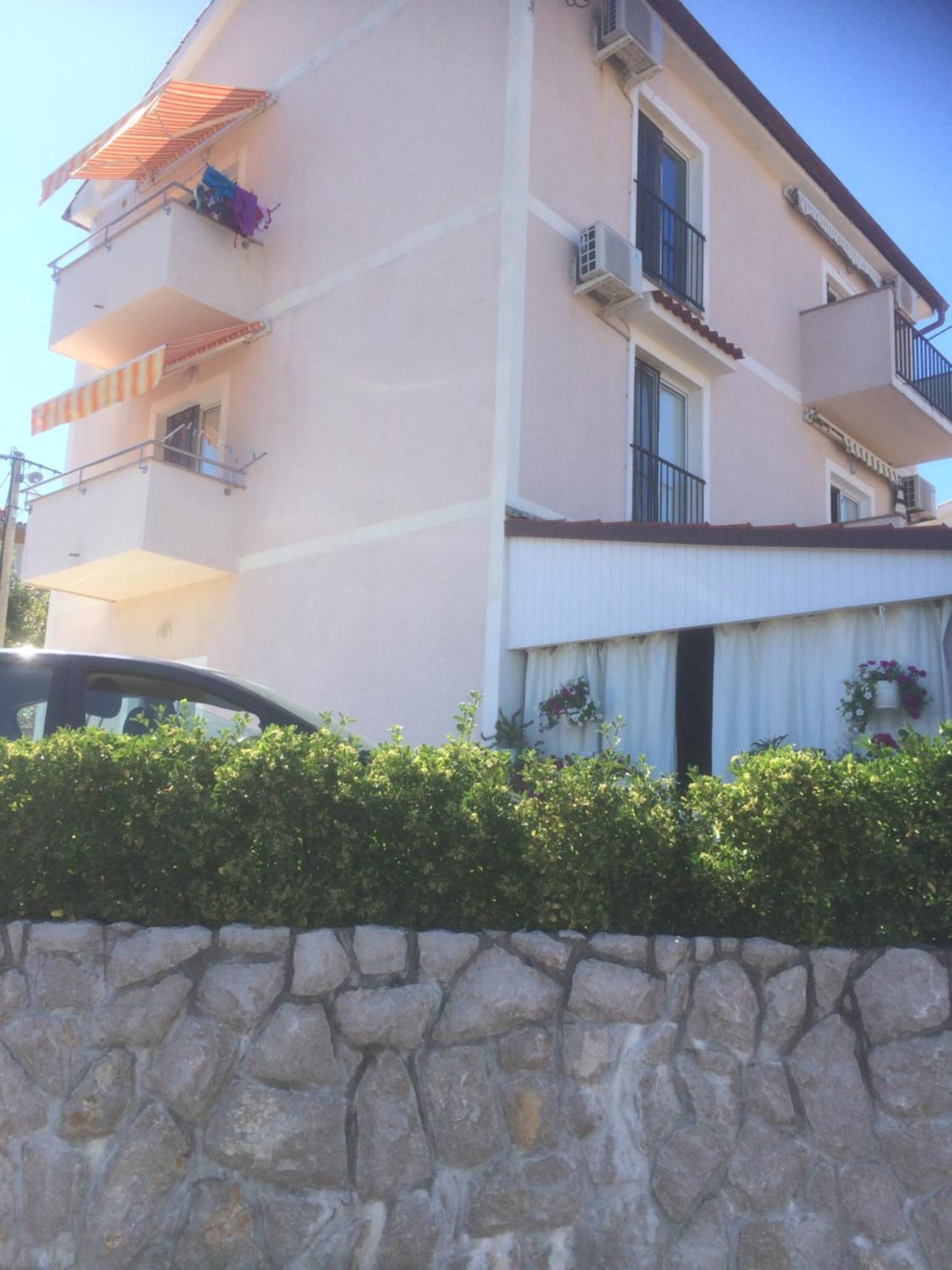 Botic Apartments Šilo Kültér fotó