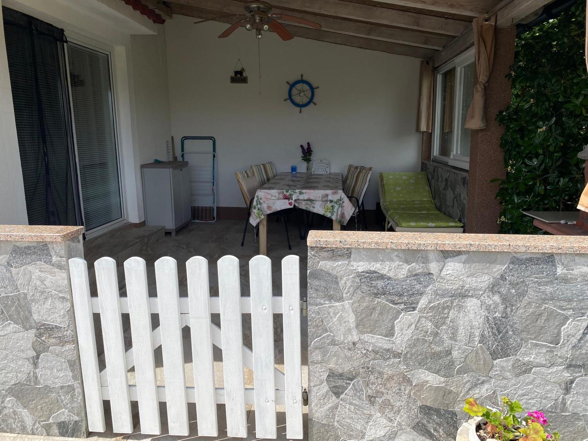Botic Apartments Šilo Kültér fotó